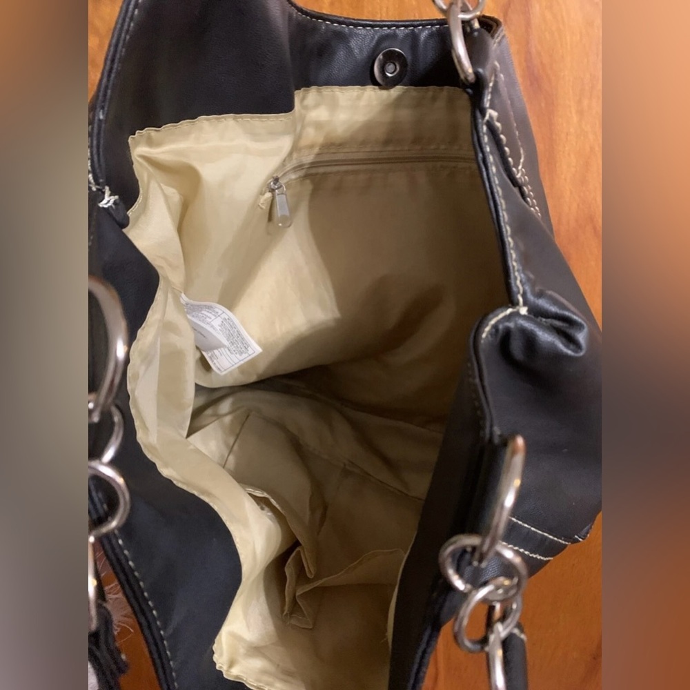 Avon Black Purse Bag PVC with PU Durable Material Pockets Gold Look Accents - Picture 8 of 10